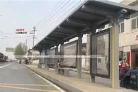 公交候車亭燈箱提升企業知（zhī）名度，具有公益性