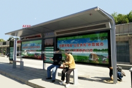 不（bú）鏽鋼候車亭和鍍鋅板材質候車亭這兩者有（yǒu）什麽區別